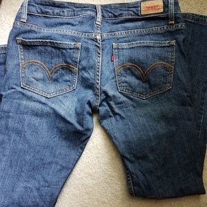 Levi's 524 jeans